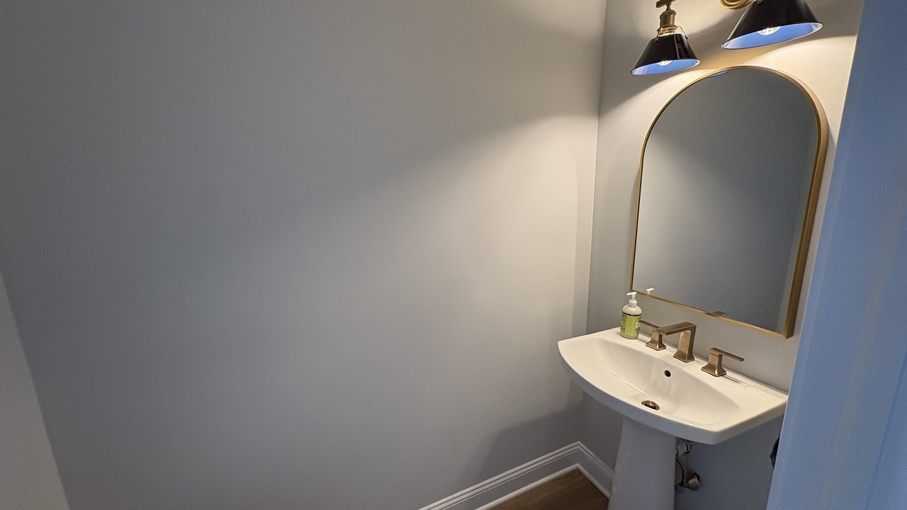 Photo of Bathroom in Avalon