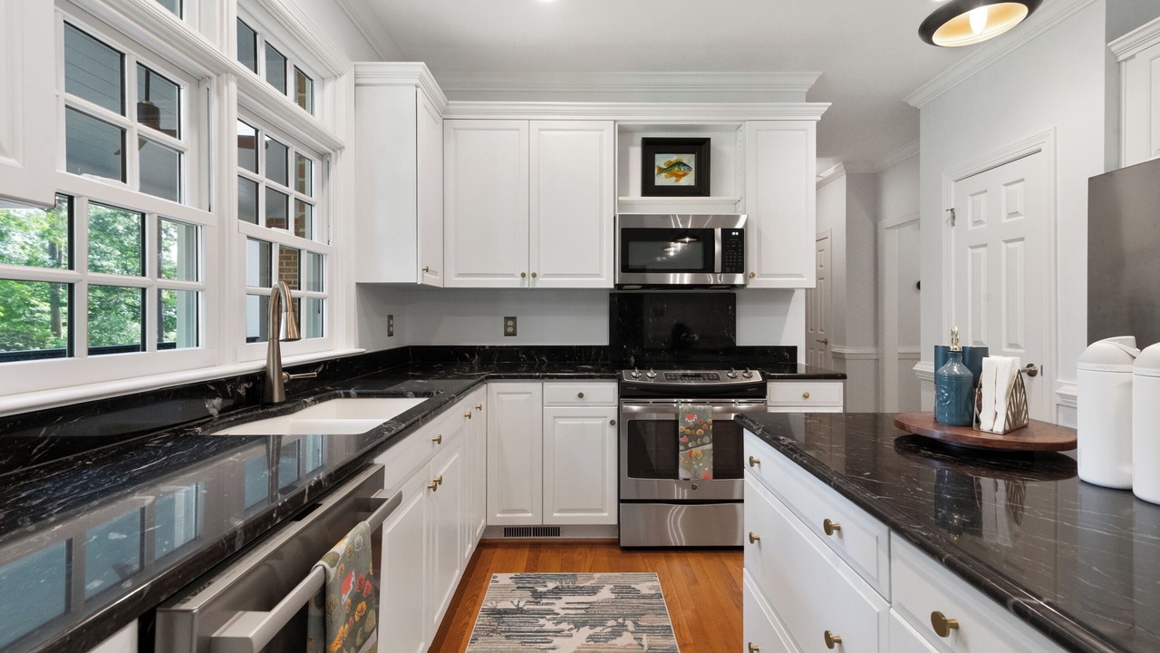 Photo of Kitchen in Charles City