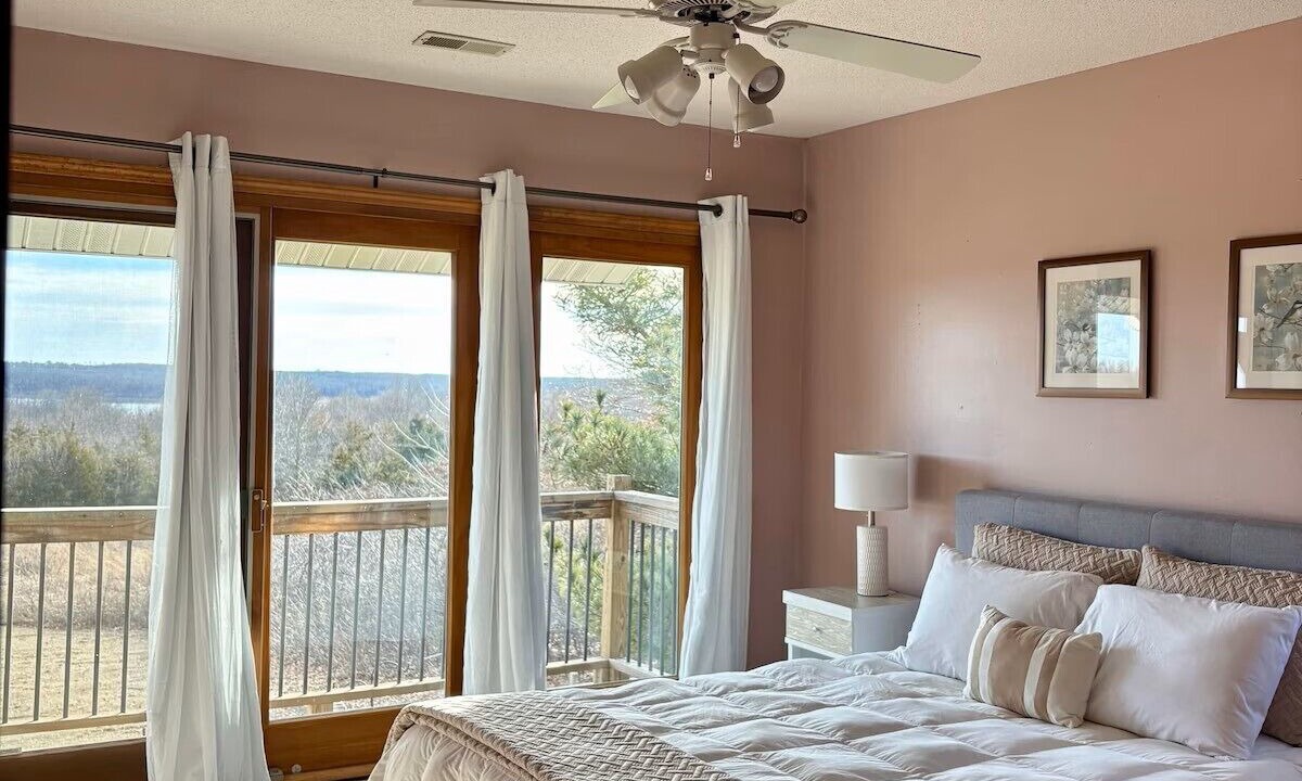 Photo of Bedroom in Stoutsville