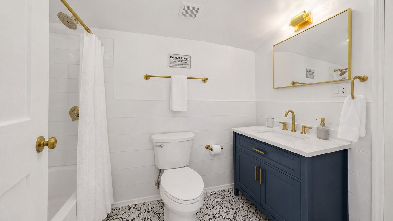 Photo of Bathroom in Constable Hook