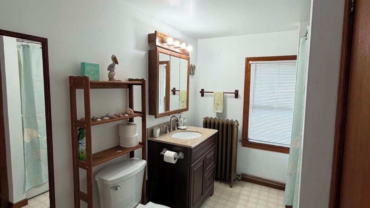 Photo of Bathroom in Chesapeake City