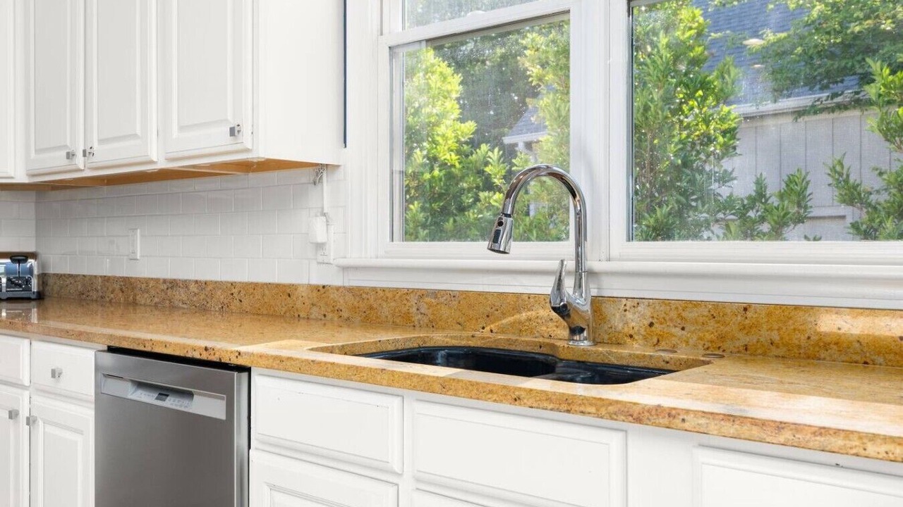 Photo of Kitchen in Olde Ferry Estates