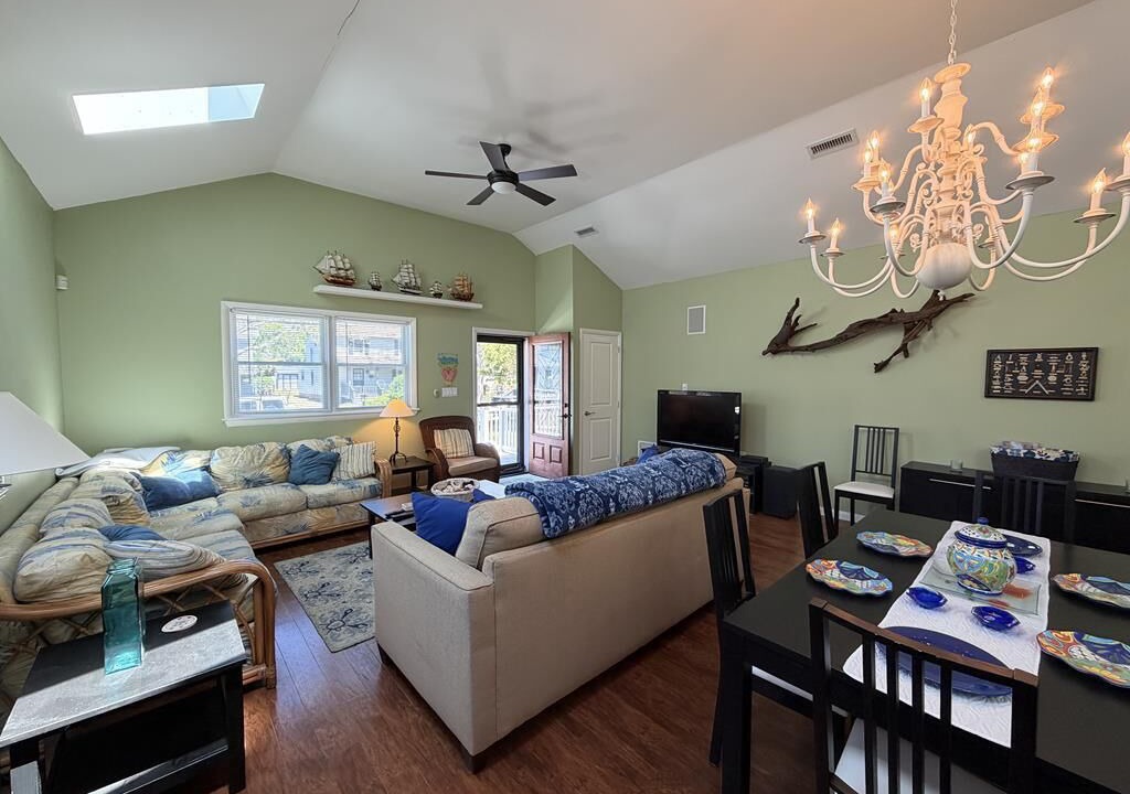 Photo of Livingroom in West Cape May