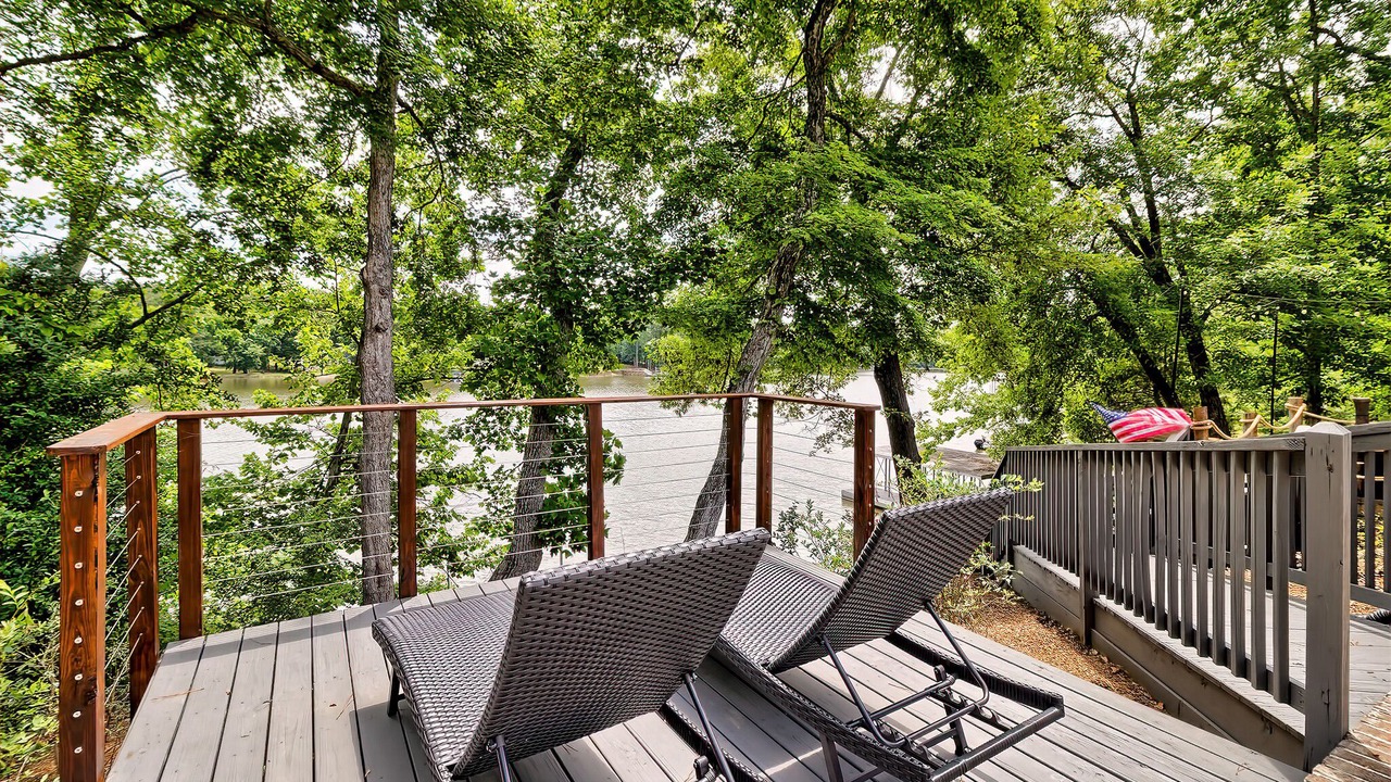 Photo of Patio Balcony in White Oak