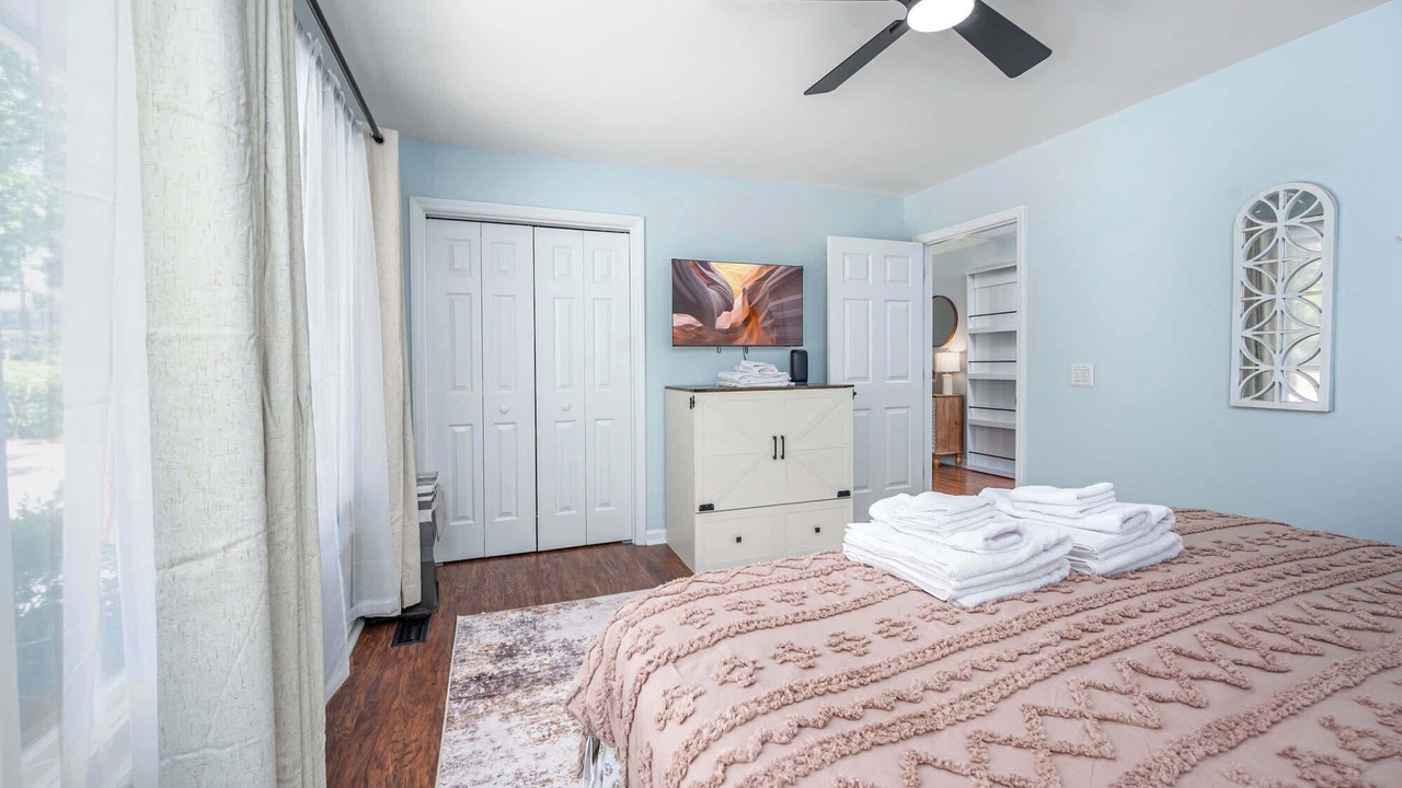 Photo of Bedroom in Olivia