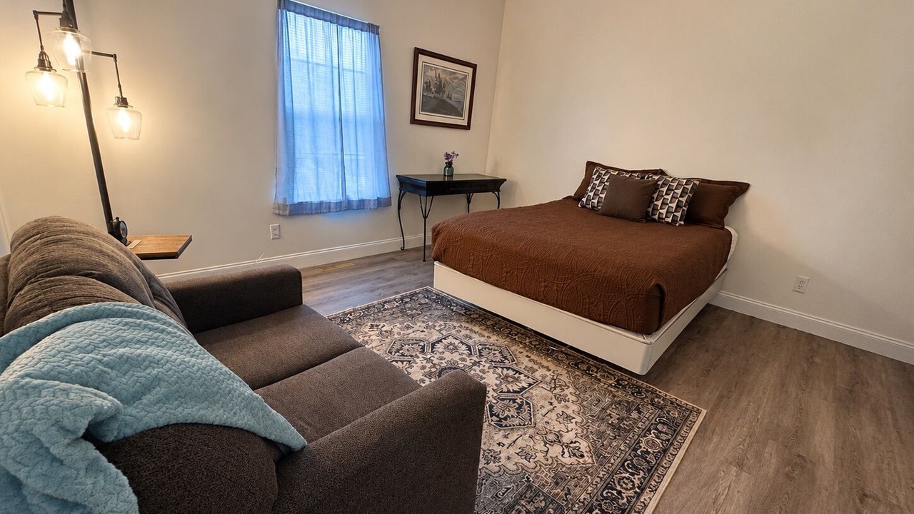 Photo of Livingroom in Trenton