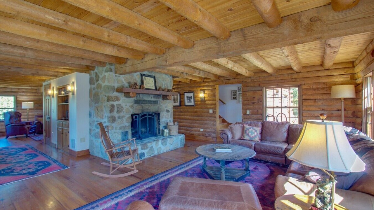 Photo of Livingroom in Ruckersville