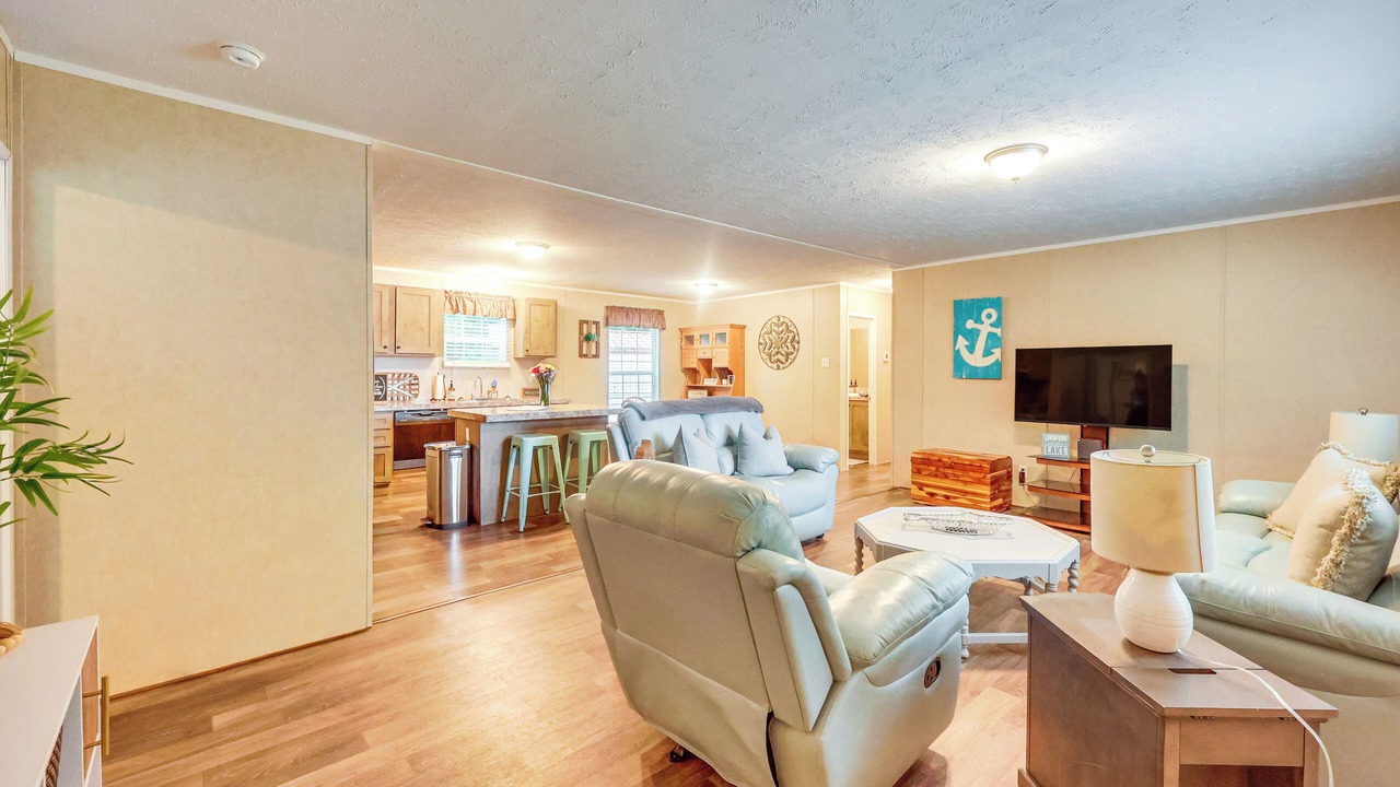 Photo of Livingroom in Gadsden