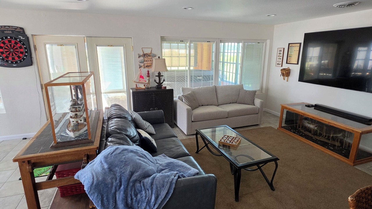 Photo of Livingroom in Sunnyland