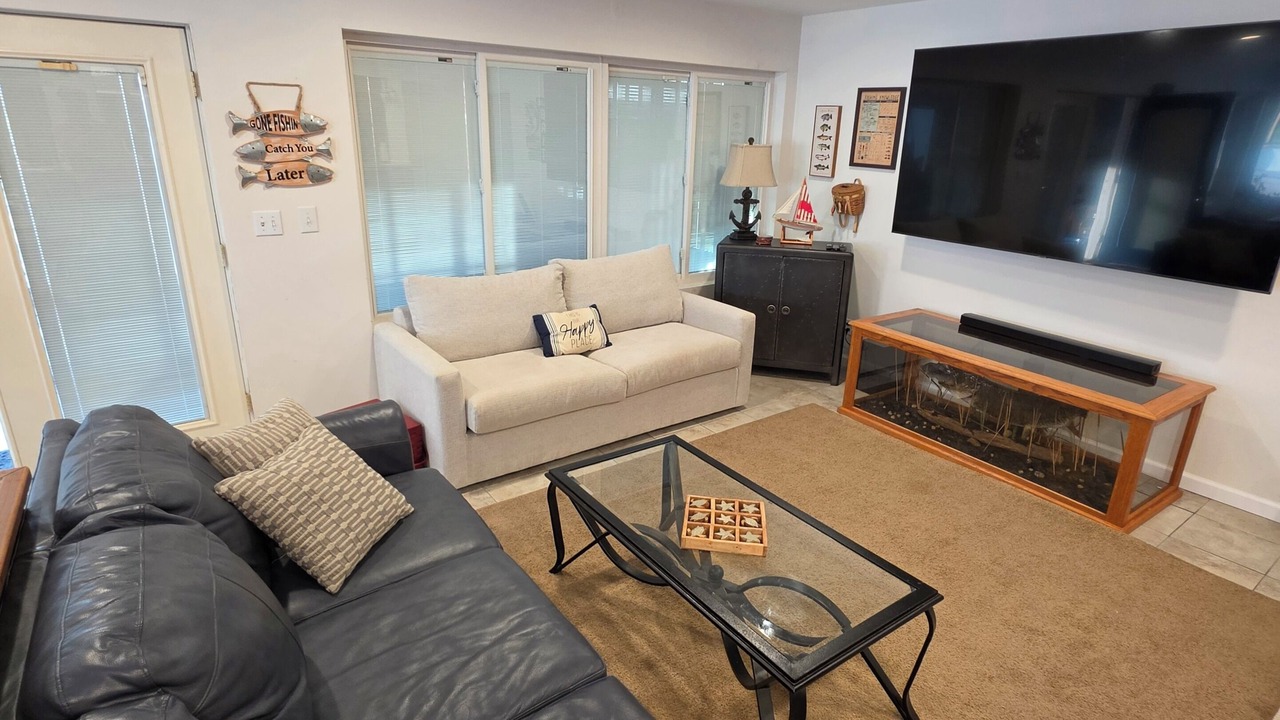 Photo of Livingroom in Sunnyland