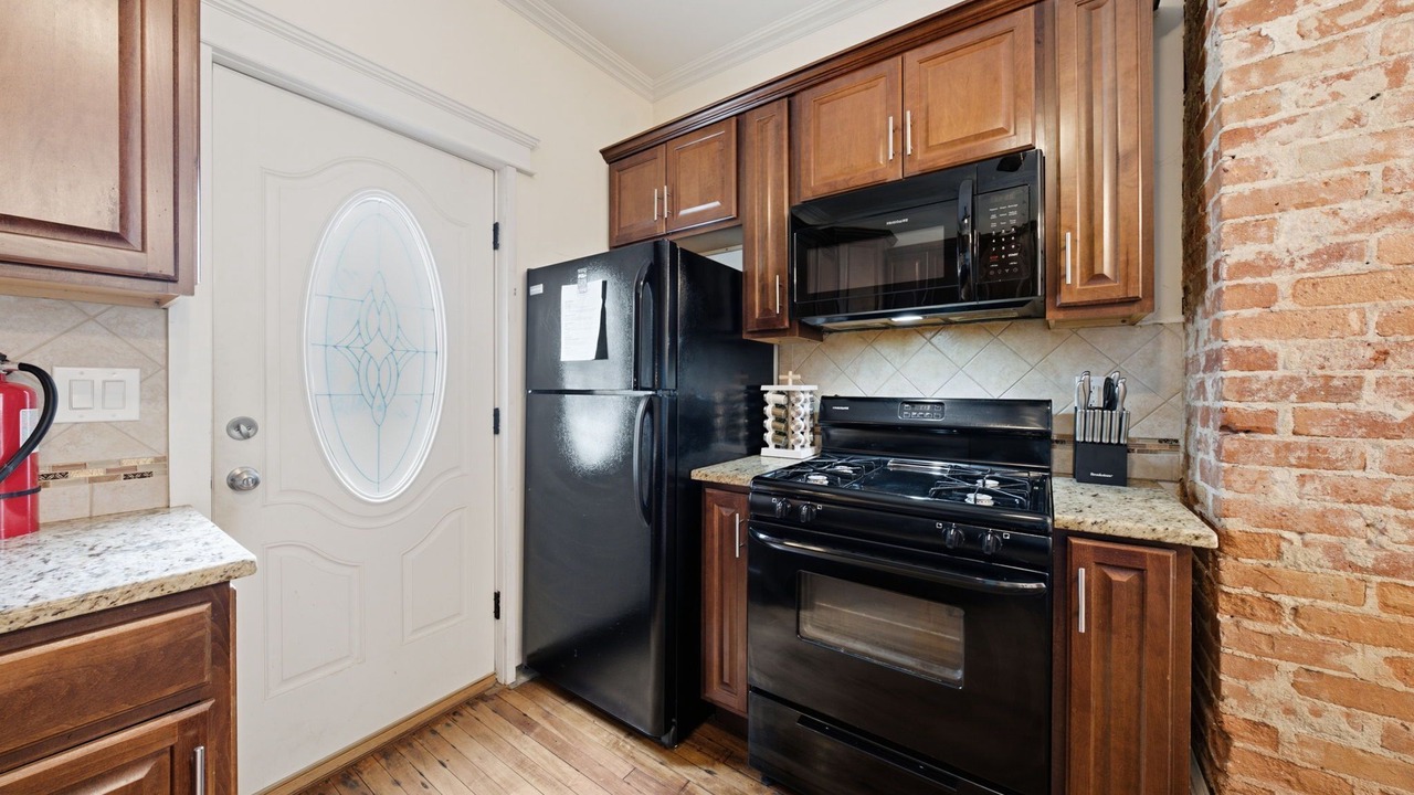 Photo of Kitchen in Wall