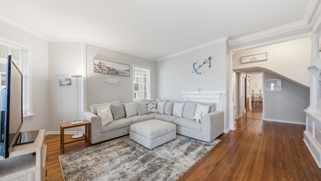 Photo of Livingroom in Wall
