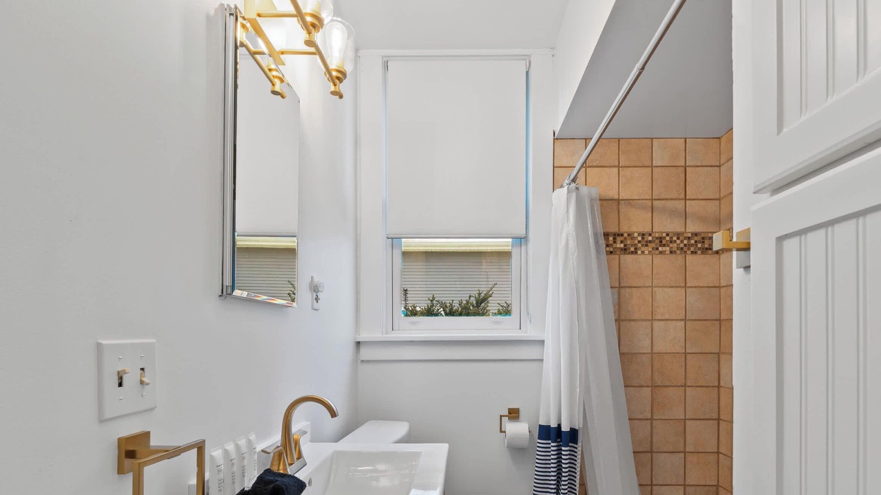 Photo of Bathroom in Walworth