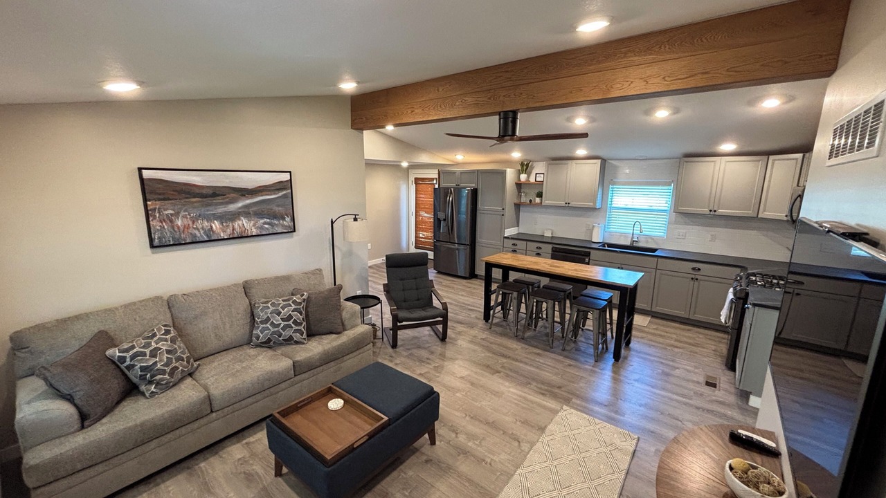 Photo of Livingroom in Wea