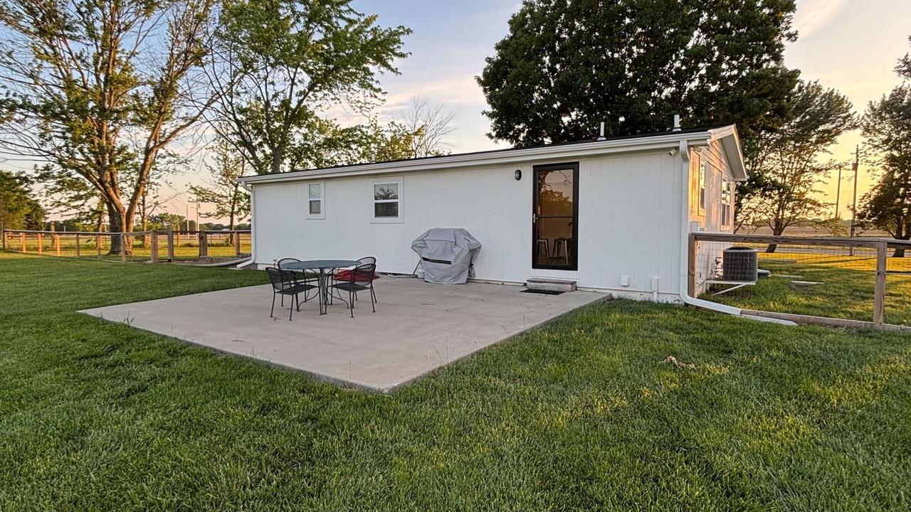 Photo of Outdoor in Wea