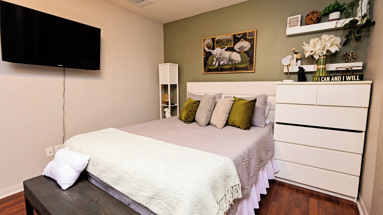 Photo of Bedroom in Morgans Point Resort
