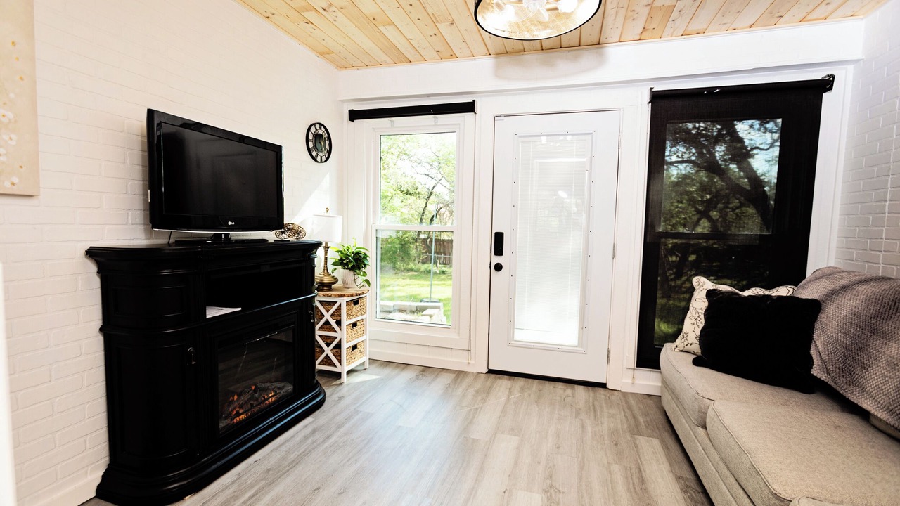 Photo of Livingroom in Morgans Point Resort