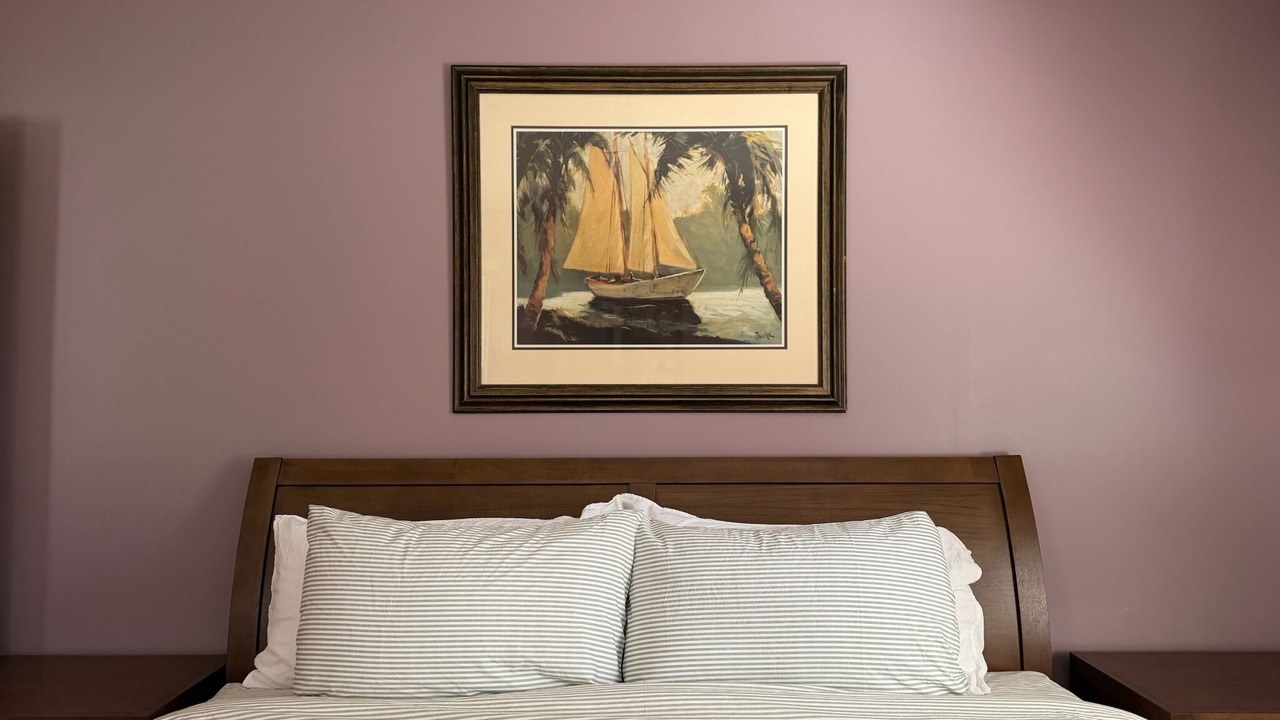 Photo of Bedroom in Cape May Court House