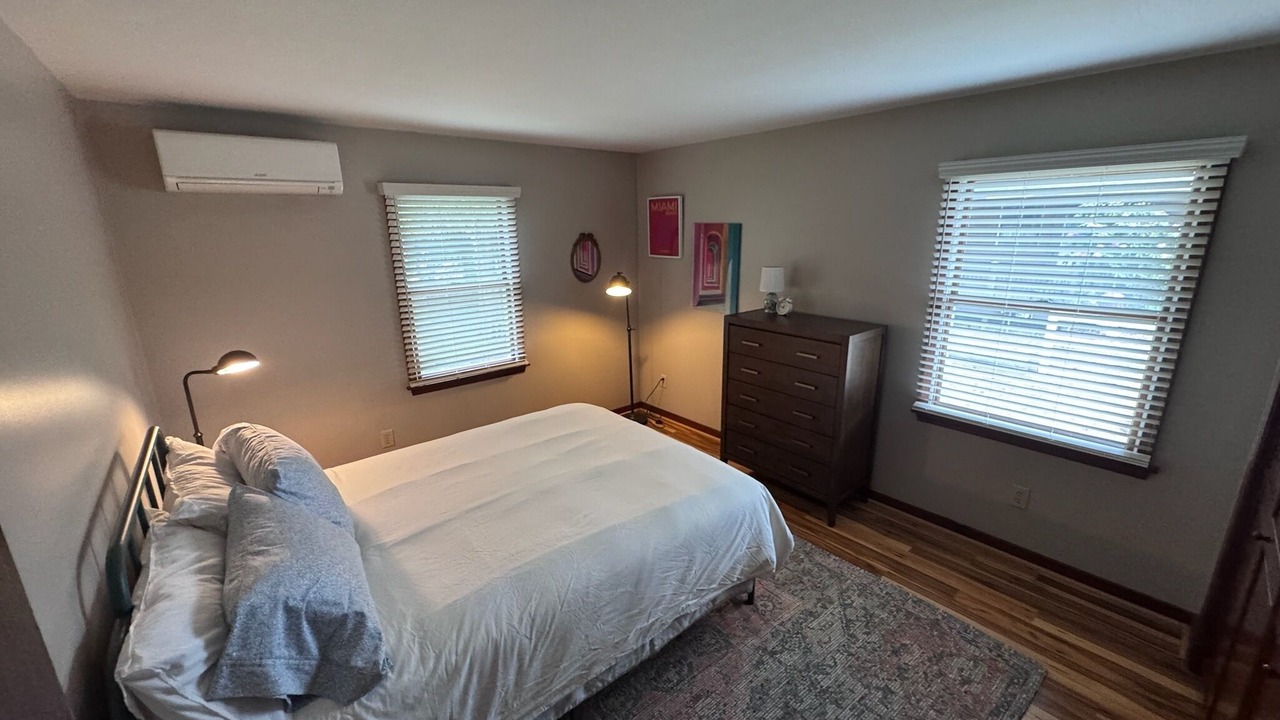 Photo of Bedroom in Cape May Court House