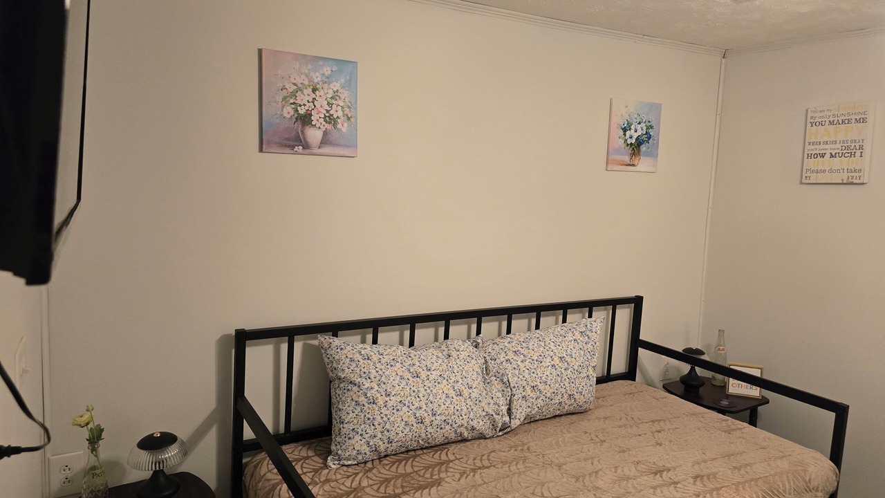 Photo of Bedroom in Minturn