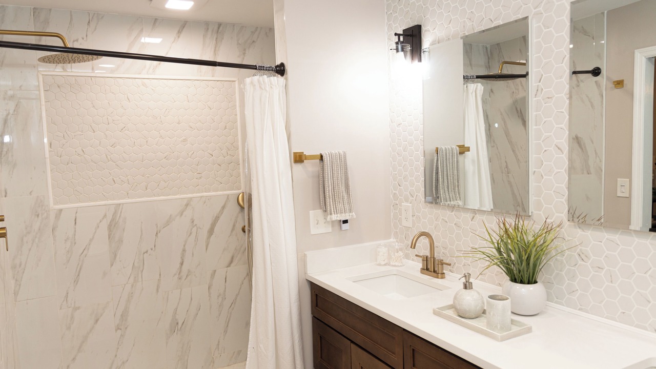 Photo of Bathroom in Chickamauga