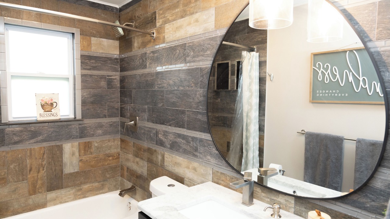 Photo of Bathroom in Chickamauga