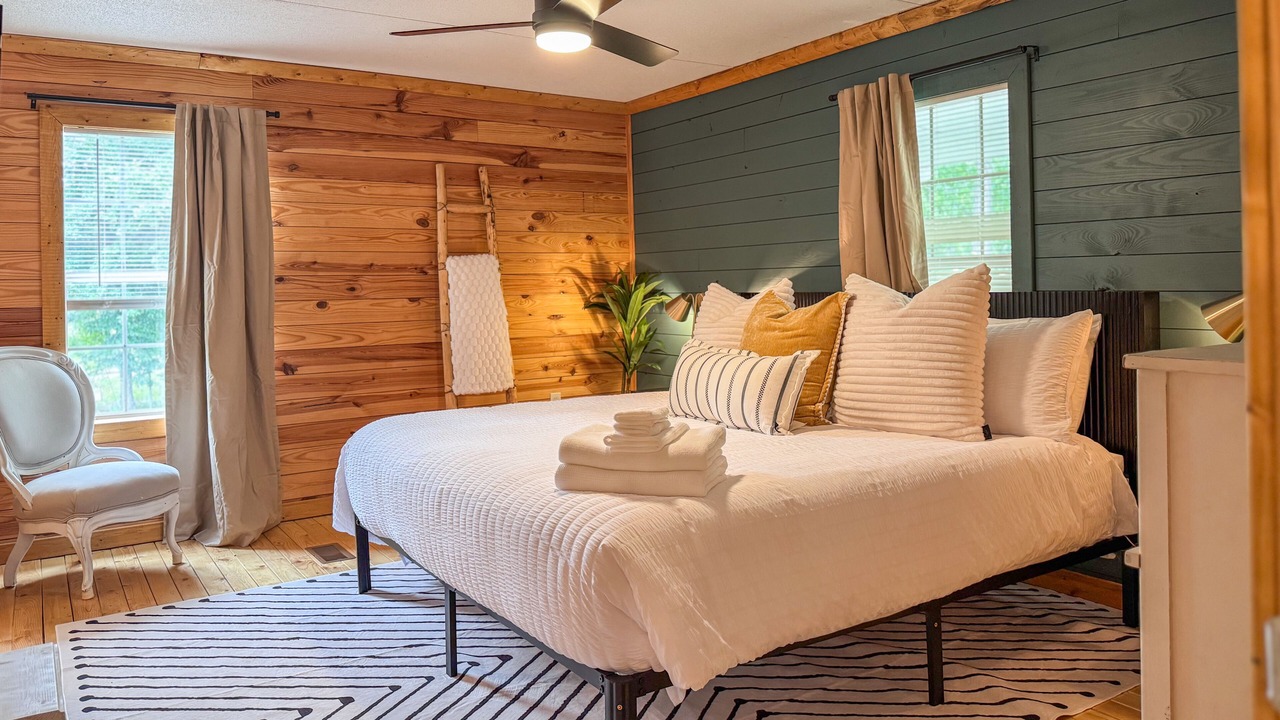 Photo of Bedroom in Rocky Point