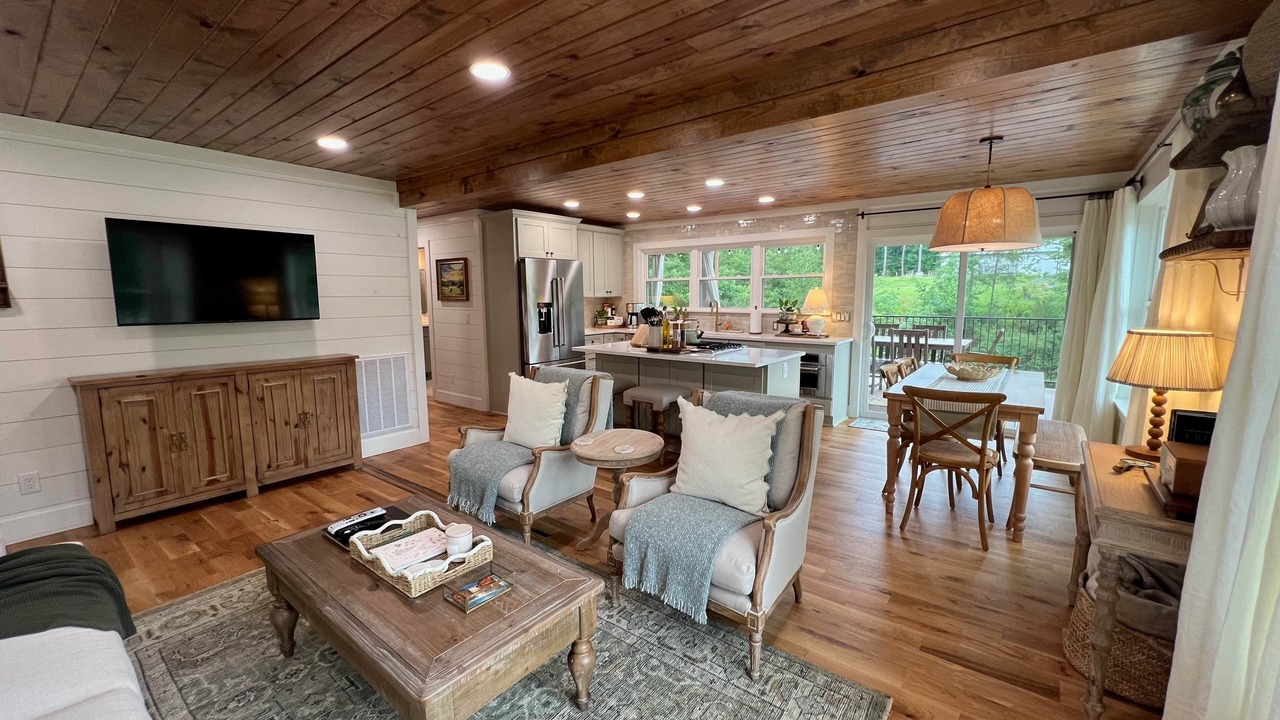 Photo of Others in Fort Payne