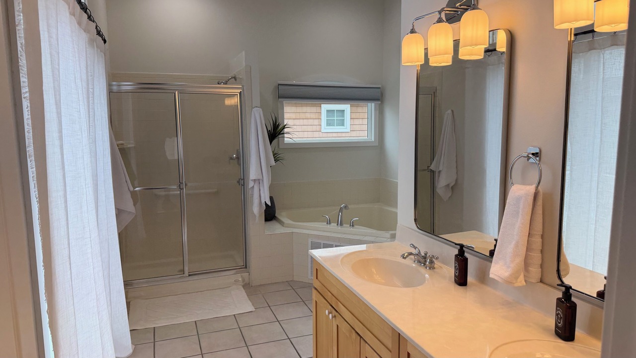 Photo of Bathroom in Surf City