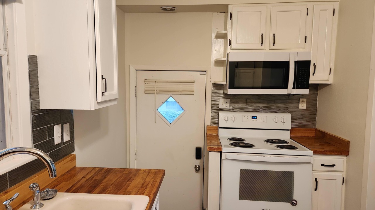 Photo of Kitchen in Greater South Side