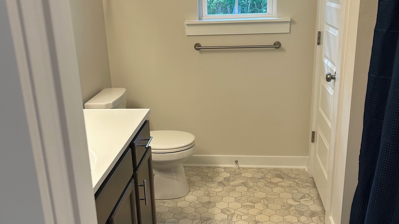 Photo of Bathroom in Patrick Henry