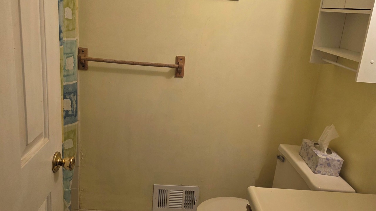 Photo of Bathroom in Ortley Beach