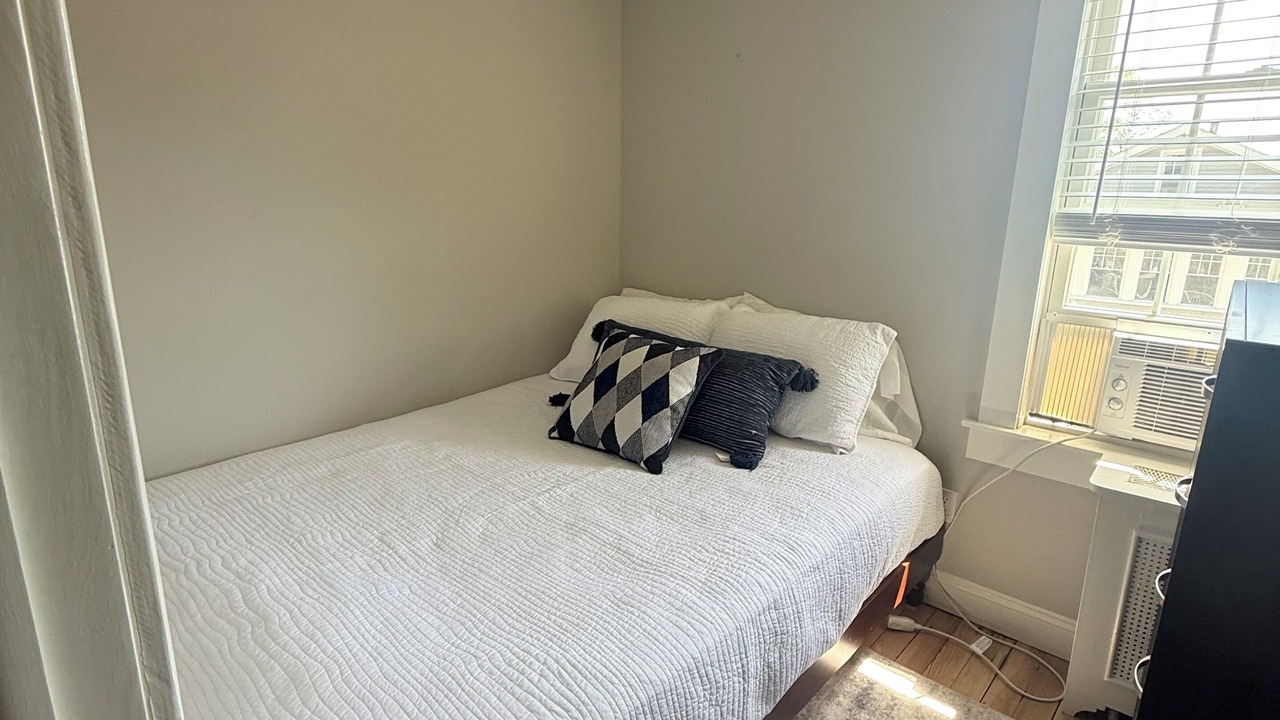 Photo of Bedroom in Bradley Beach