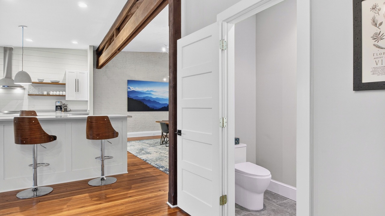 Photo of Bathroom in Orange