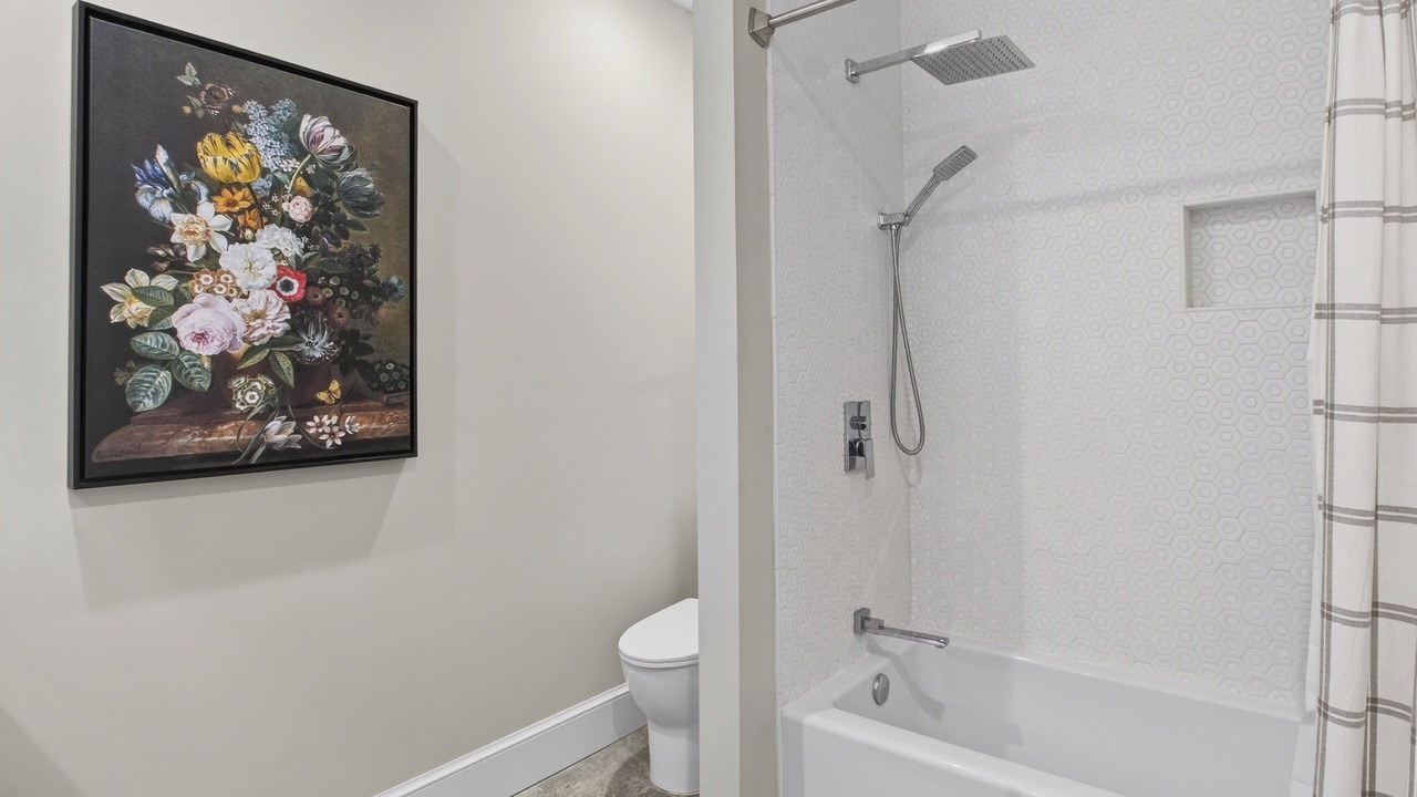 Photo of Bathroom in Orange