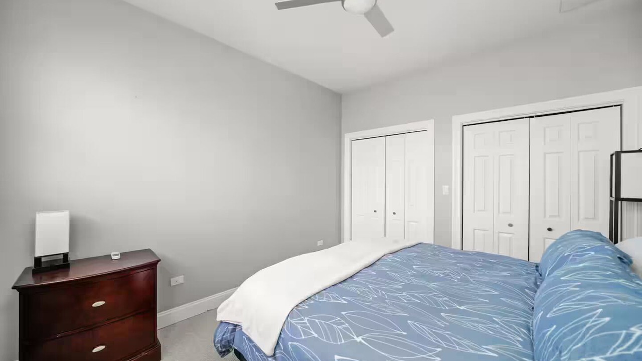 Photo of Bedroom in Near West Side