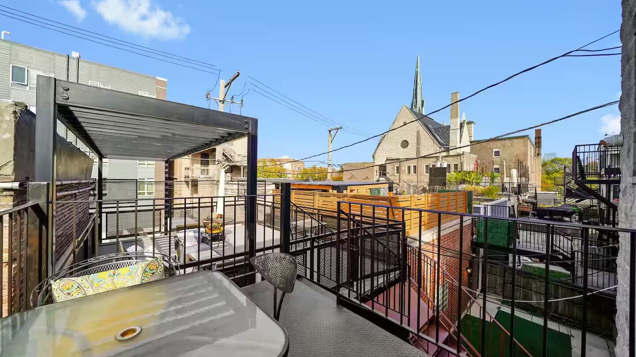 Photo of Outdoor in Near West Side