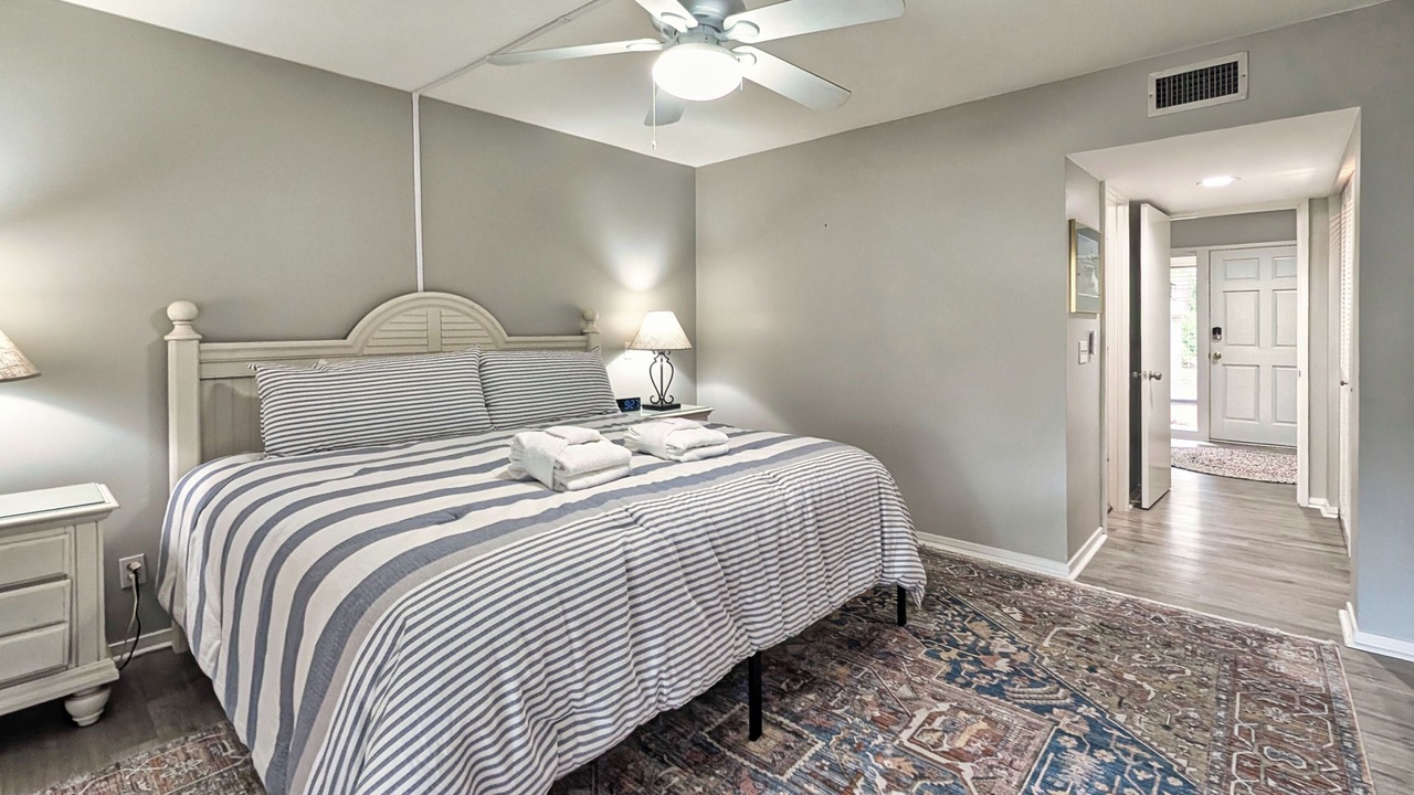 Photo of Bedroom in Palmetto Dunes