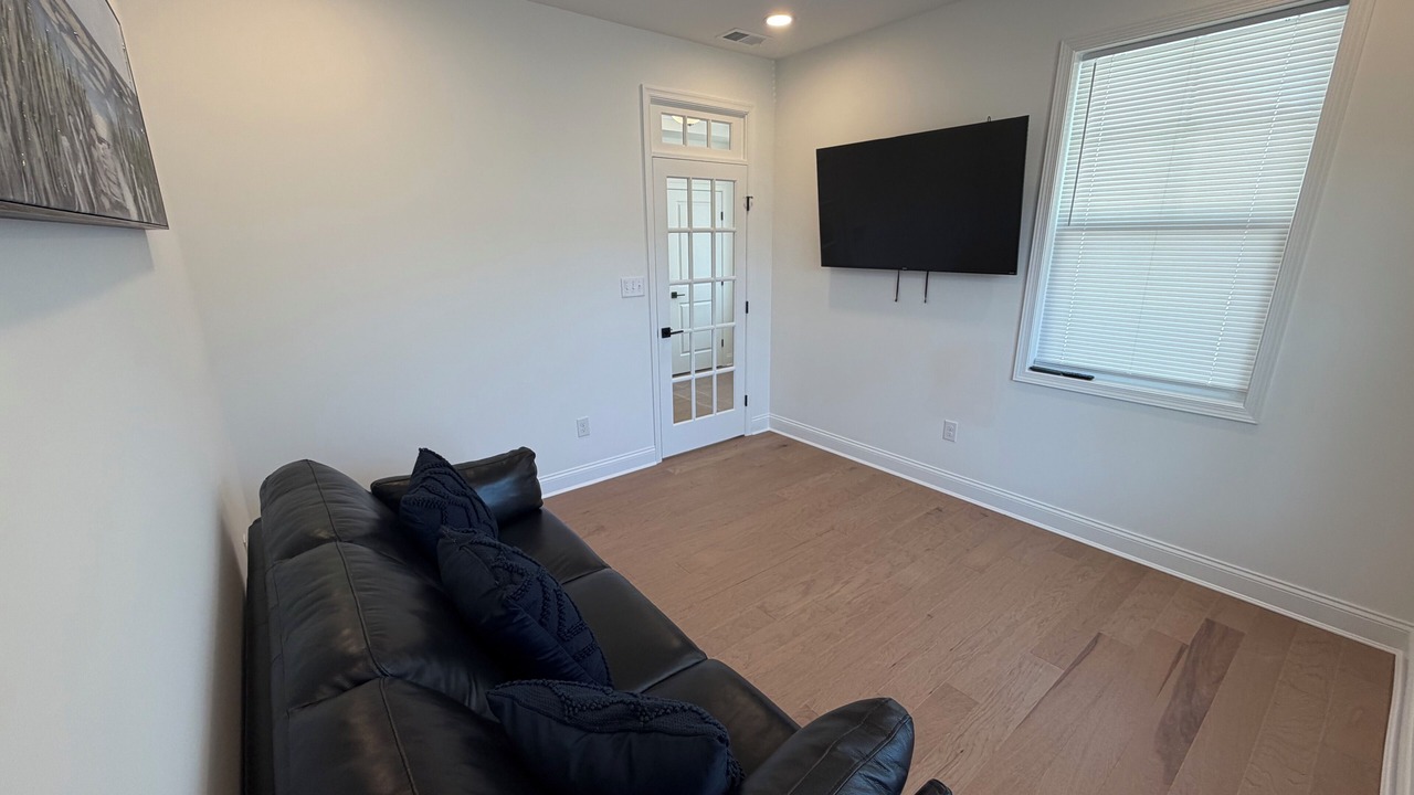 Photo of Livingroom in Long Neck