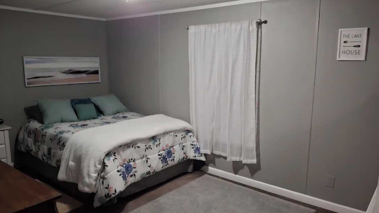 Photo of Bedroom in Arley