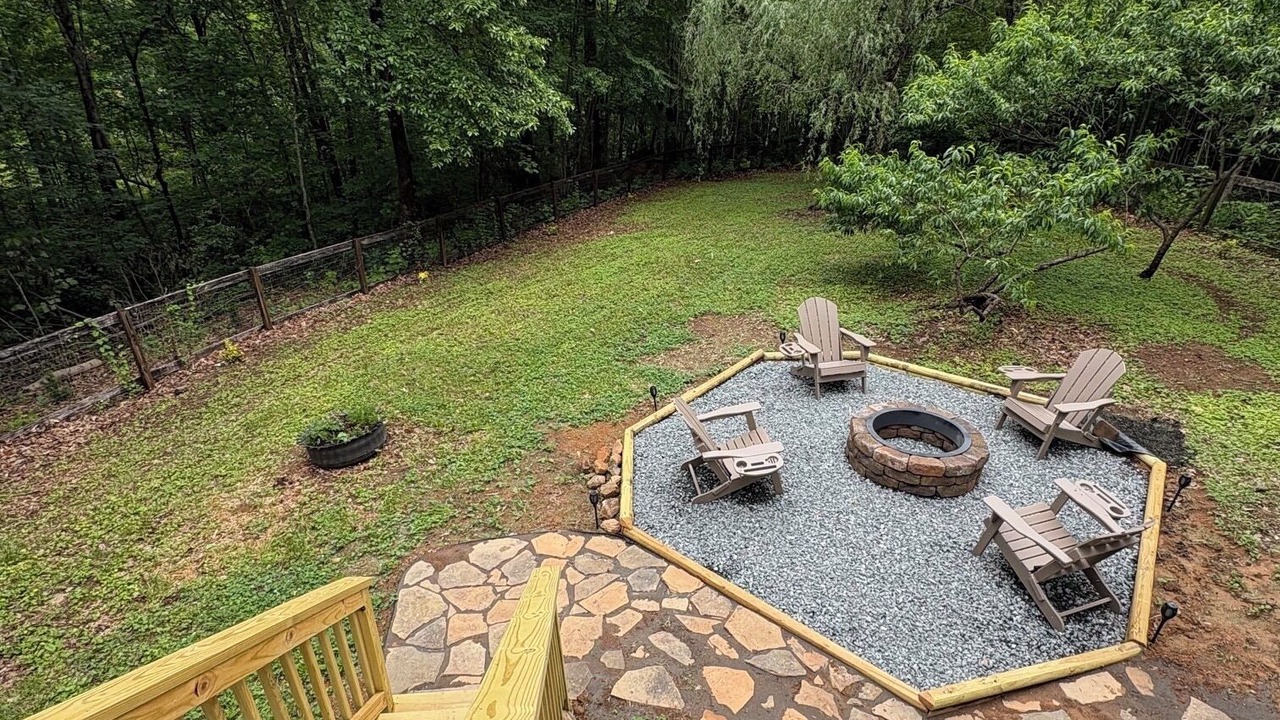 Photo of Outdoor in Dyke
