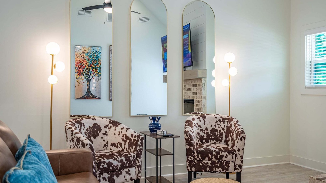 Photo of Livingroom in Emerson