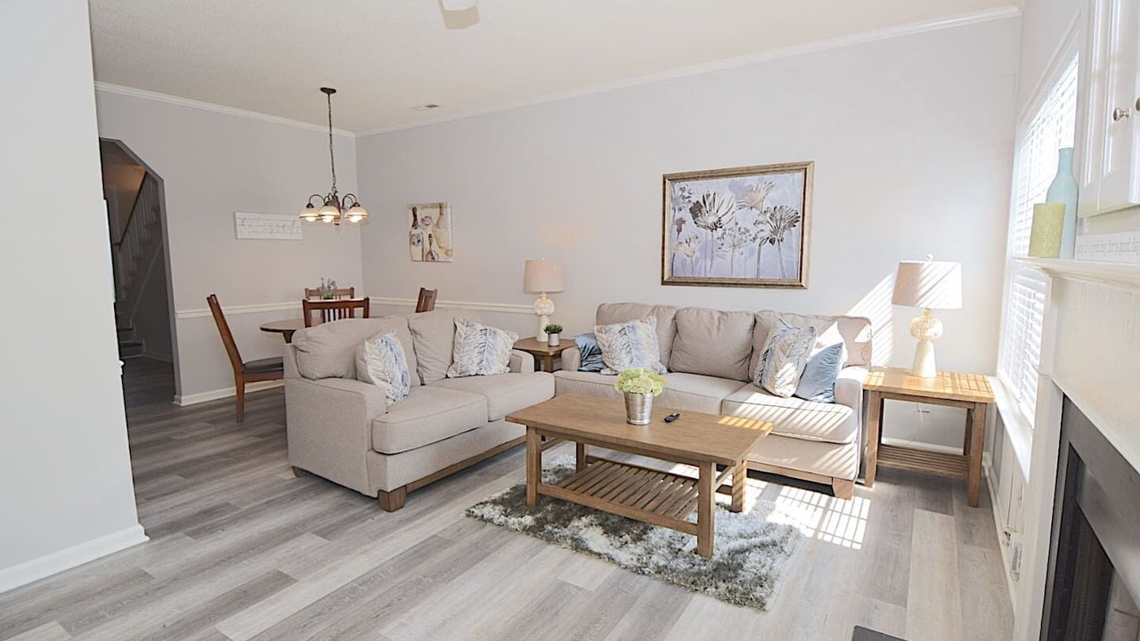 Photo of Livingroom in Virginia Beach