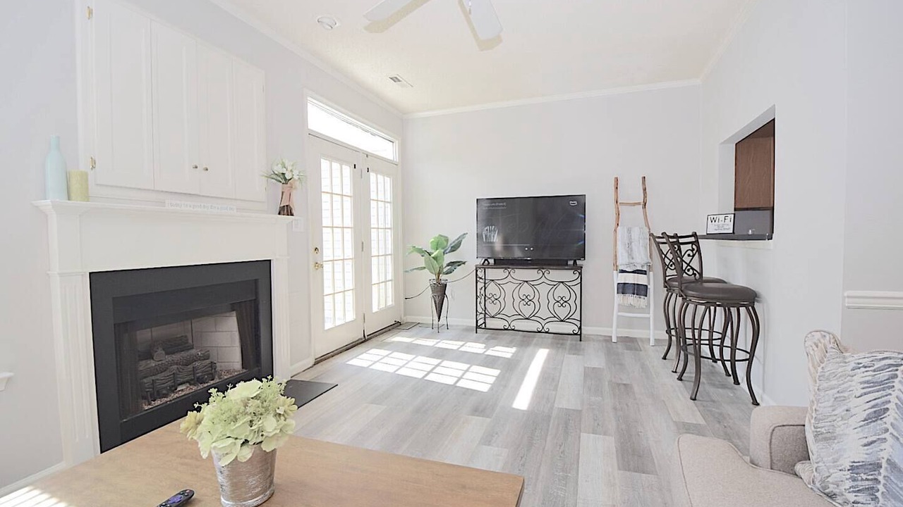 Photo of Livingroom in Virginia Beach