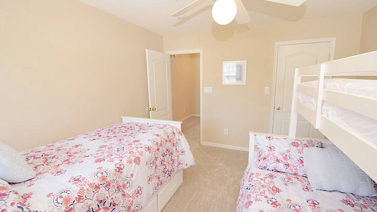 Photo of Bedroom in Virginia Beach