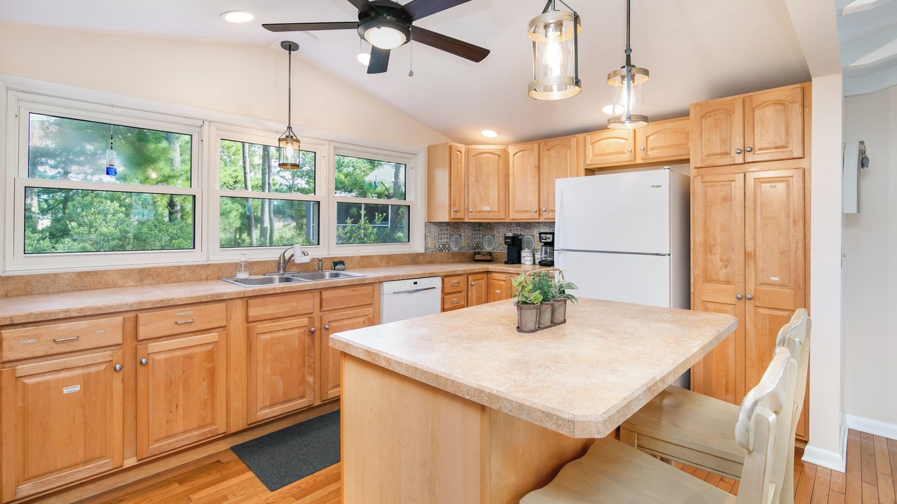 Photo of Kitchen in Deep Hole