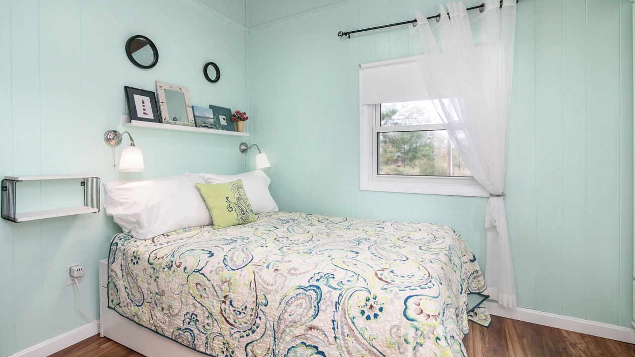 Photo of Bedroom in Deep Hole