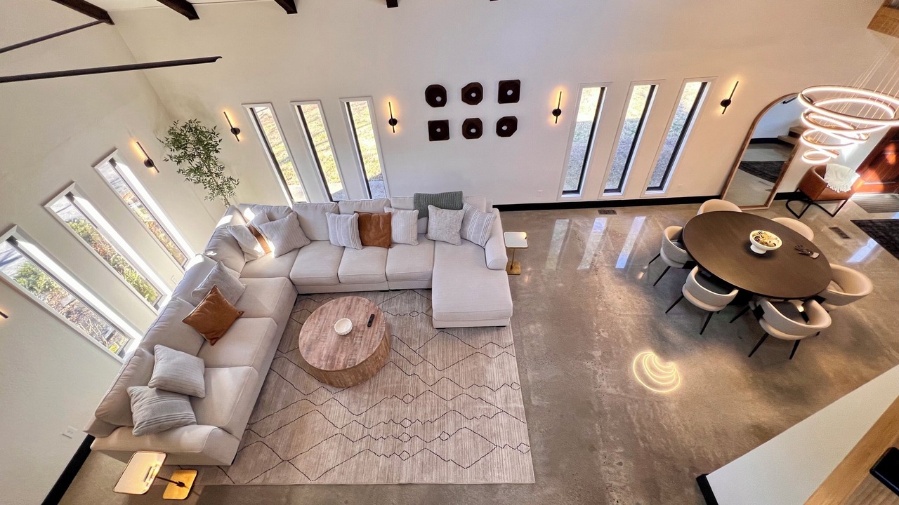 Photo of Livingroom in Louisville