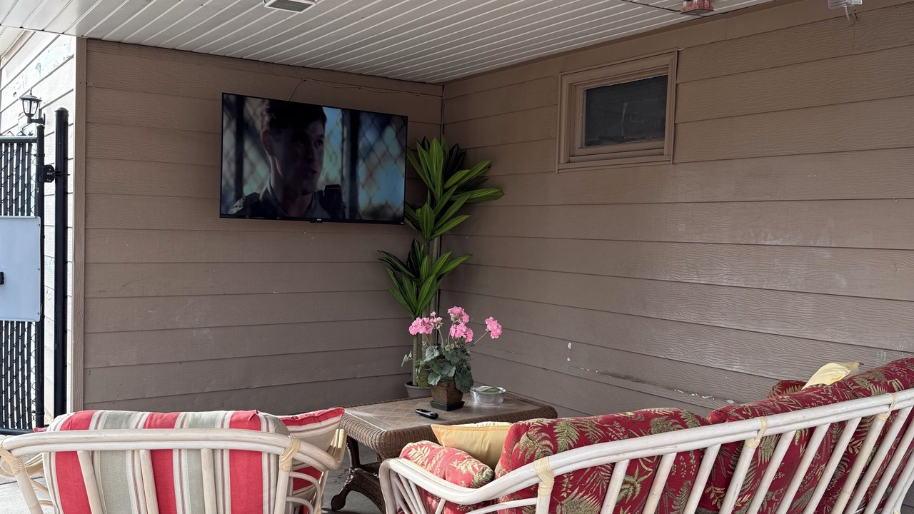 Photo of Patio Balcony in May City