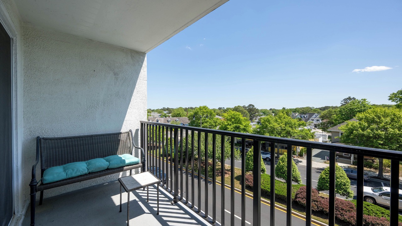 Photo of Patio Balcony in The Pines